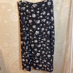 Black and Tan Floral Skirt Hilliard & Hanson Sz 14